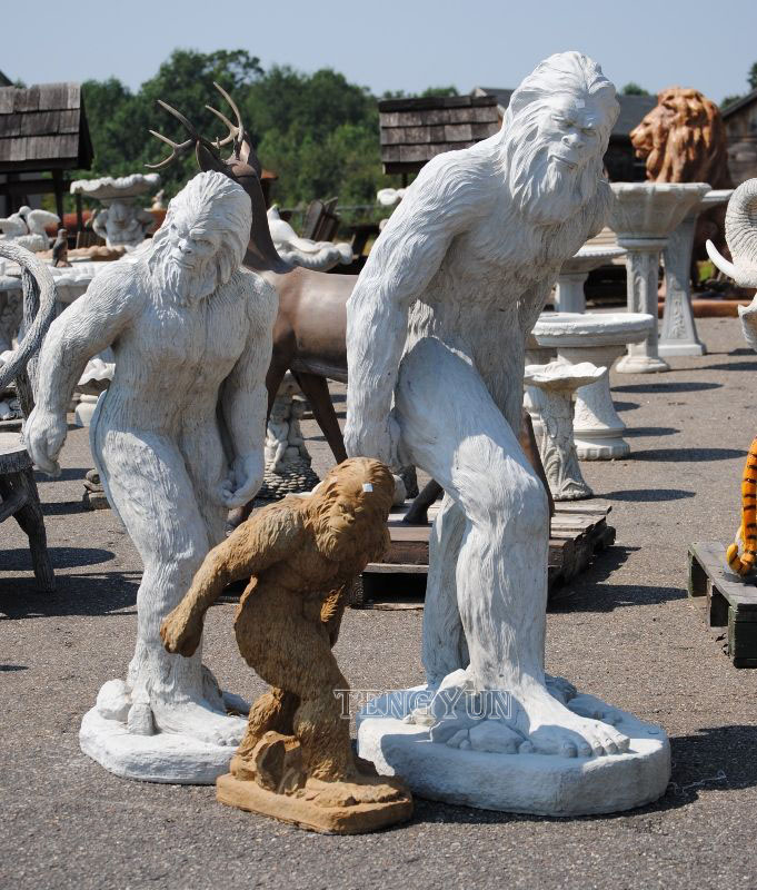 Tuin buite lewendige grootte gorilla beeldhouwerk Yeti grootvoet brons standbeeld te koop (2)