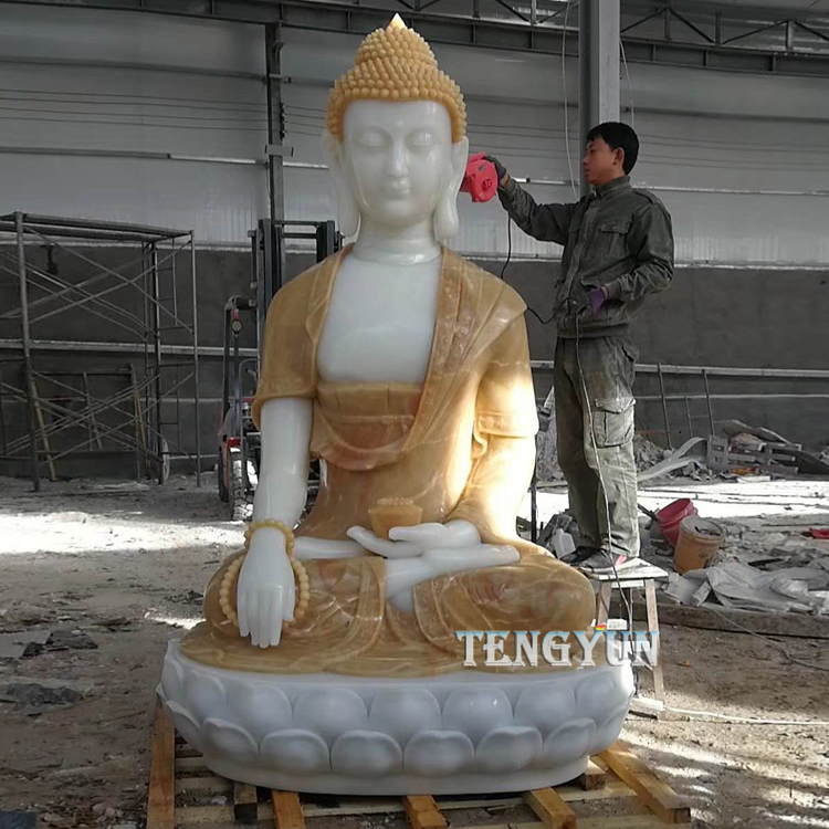 Dzīvā izmēra baltā marmora iebiedējošā Budas statuja (1)