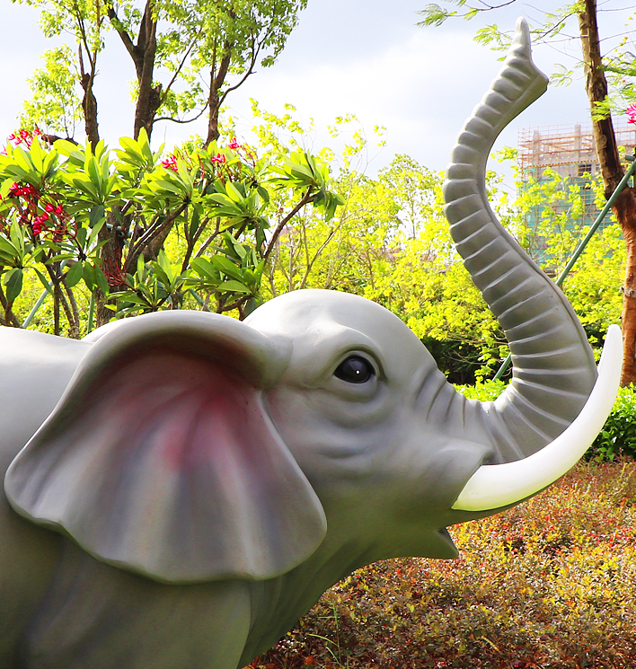 Tengyun glasvezel olifant sculpturen (2)