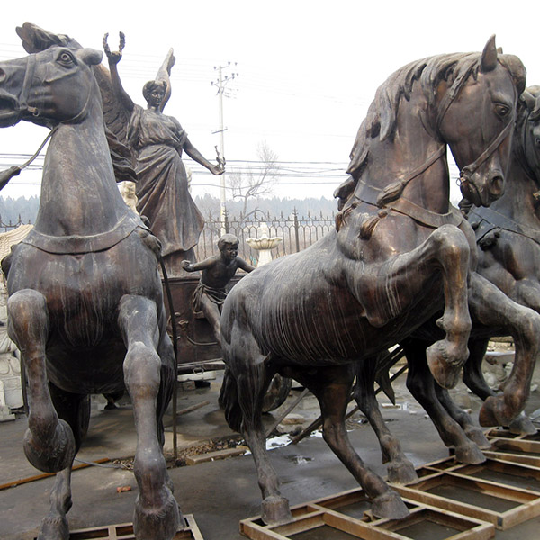 carri a cavallo in bronzo