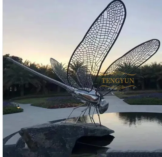 Stainless Steel Garden Sculptures for Entryways