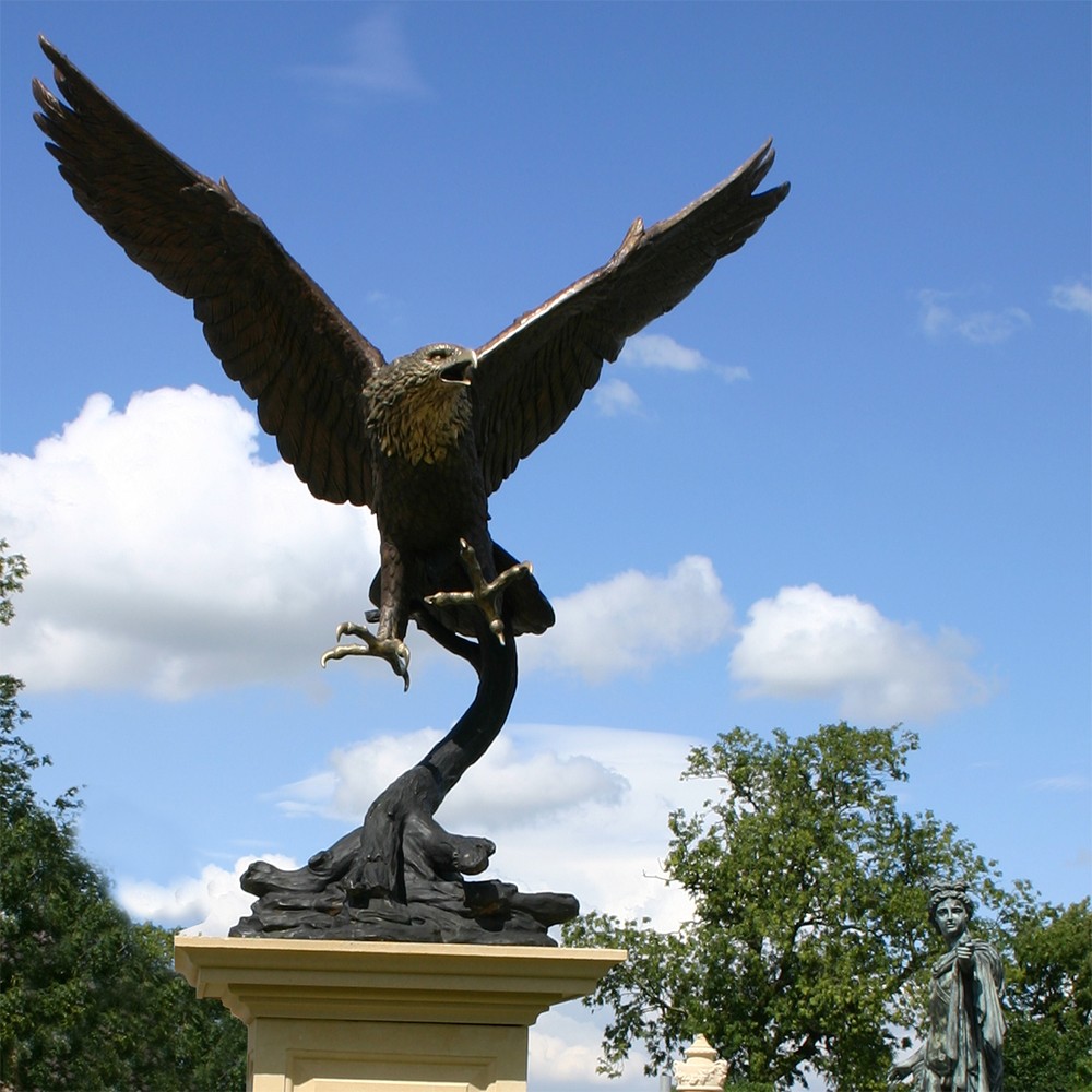 Bronze Eagle Statues: Timeless Symbols of Strength for Indoor and Outdoor Spaces