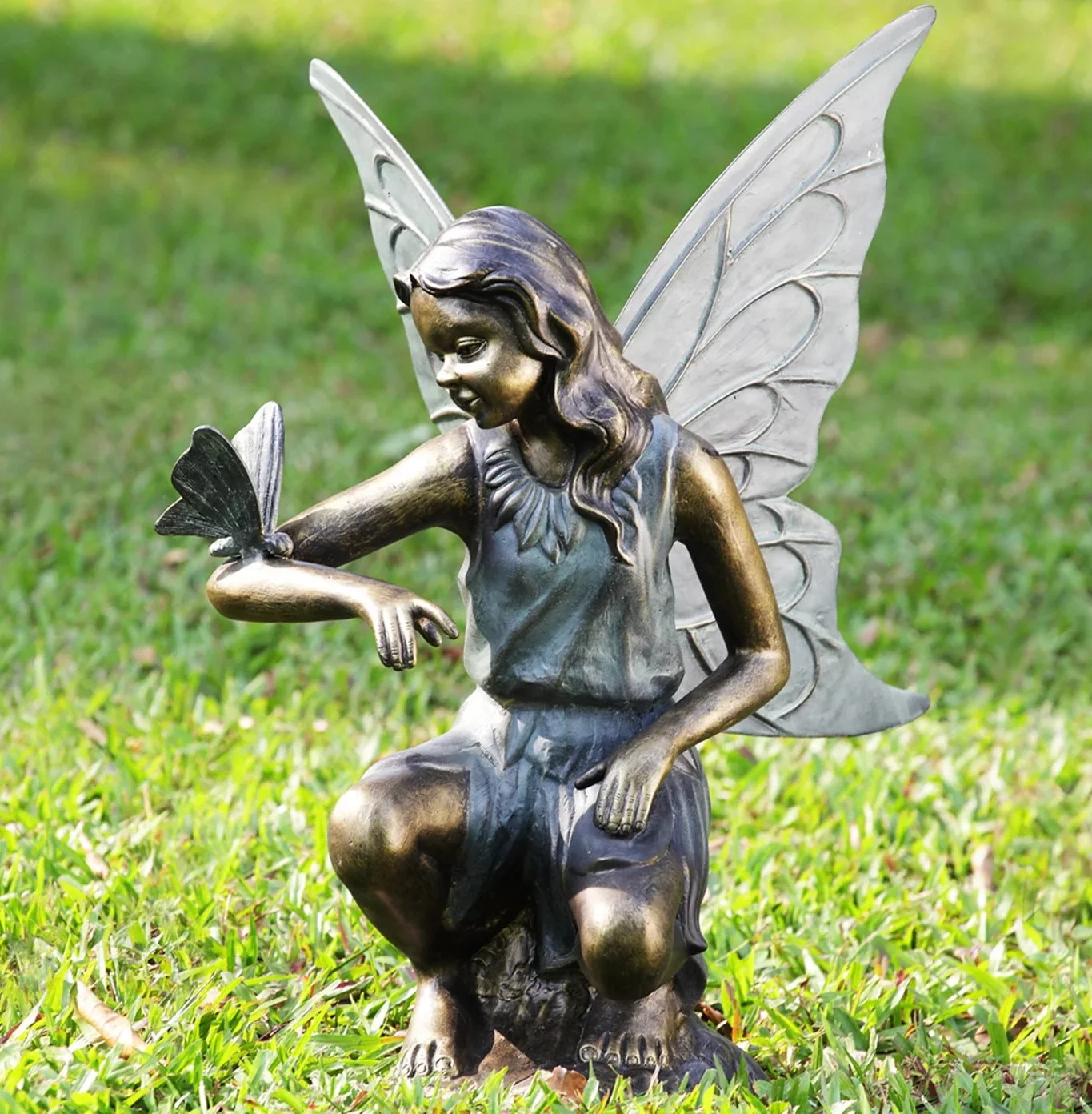 Angel Flying Statue &#038; Garden Figurines: Serene Additions to Outdoor Spaces
