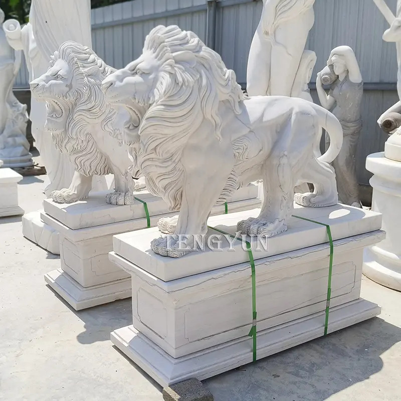 Exquisite Stone Lion Sculptures Natural White Marble Animal Lion Statues For Outdoor