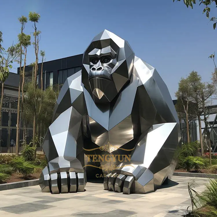 Geometric Stainless Steel King Kong Sculpture Mirror Polished Gorilla Statue For Sale