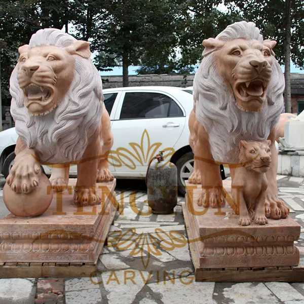 Life size stone animal marble walking lion sculpture