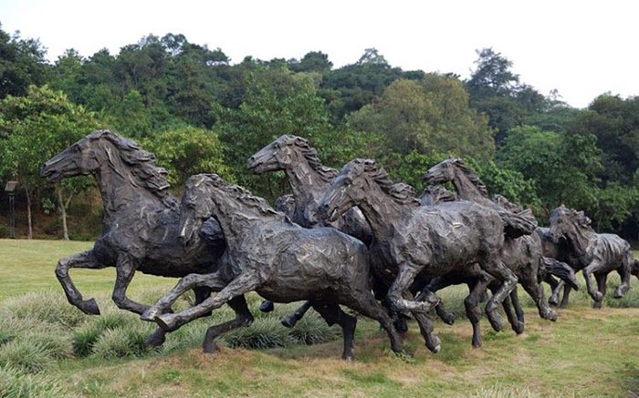 bronze horse (13)