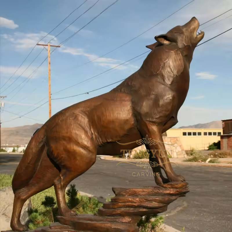 bronze wolf sculpture (6)