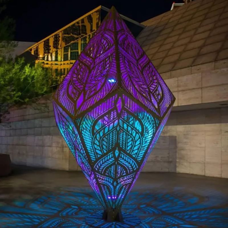 Square Decorative Metal Hollow Polygon Sculpture Stainless Steel Statue With LED Light Square Decorative Metal Hollow Polygon Sculpture Stainless Steel Statue With LED Light