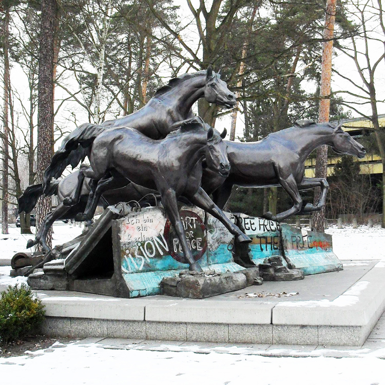 SAMSUNG DIGITAL CAMERA