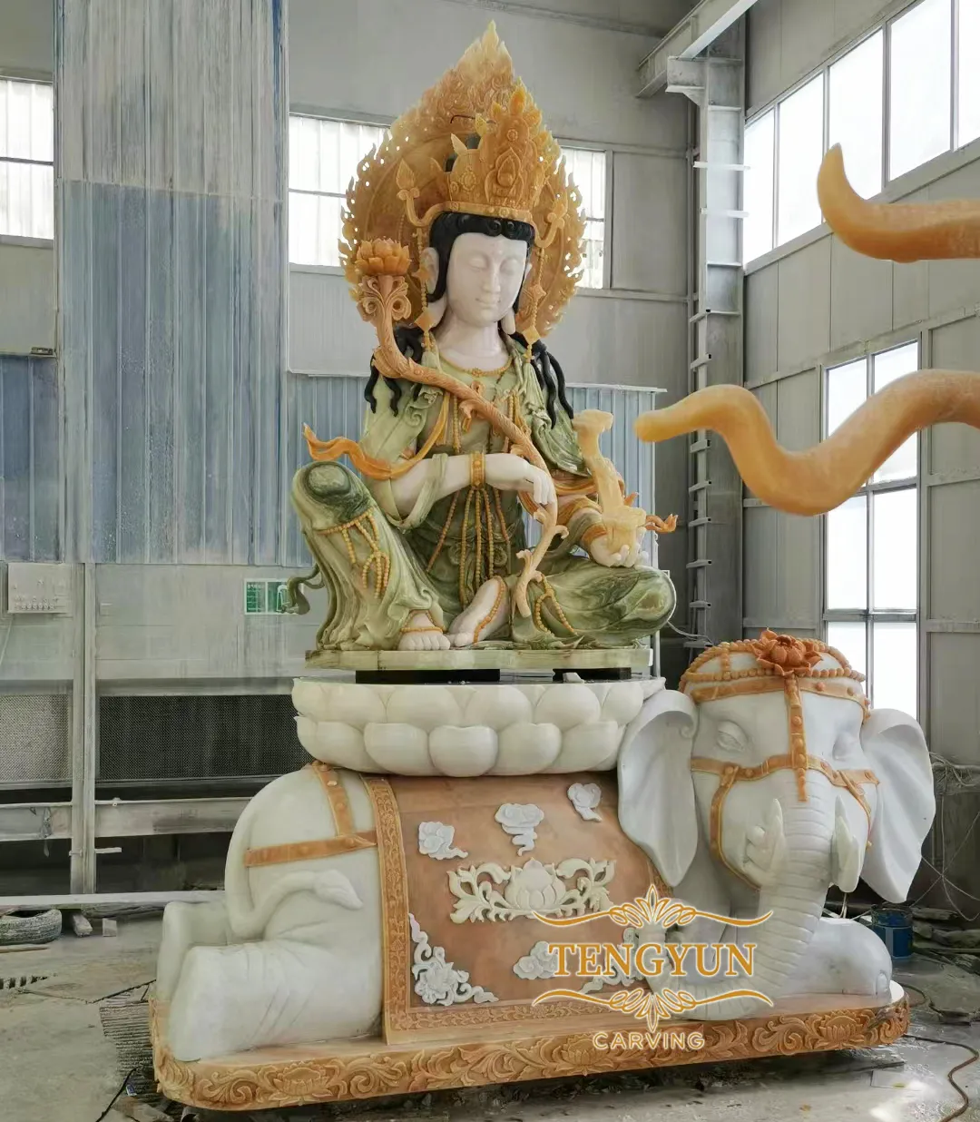 buddha sculpture