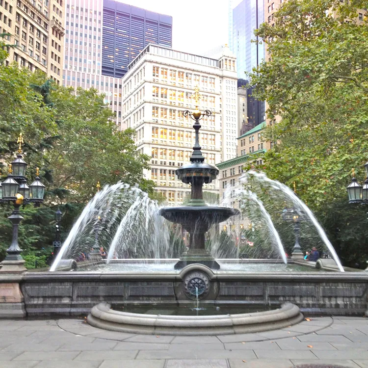 How to Choose the Right Water Fountain Style for Your Home or Hotel