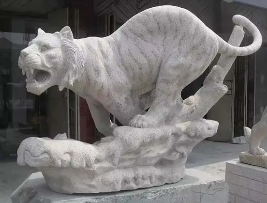 &lt;trp-post-container data-trp-post-id=&#039;10984&#039;&gt;Stone Carving of a Walking Marble Tiger Sculpture&lt;/trp-post-container&gt;