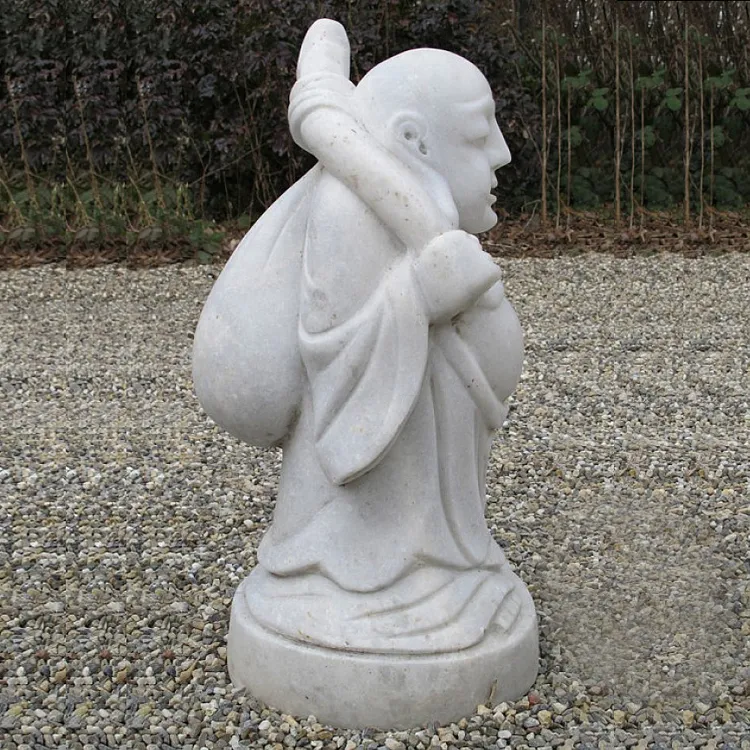 laughing buddha statue