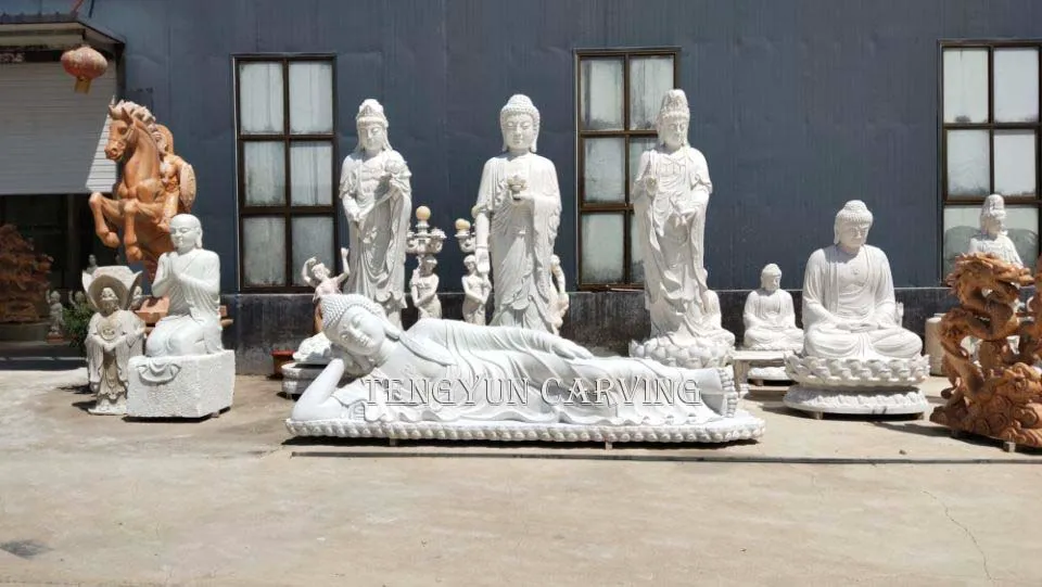 lord buddha statue