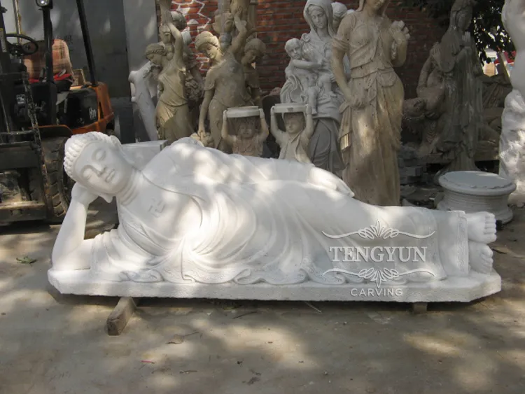 buddha statue indoor