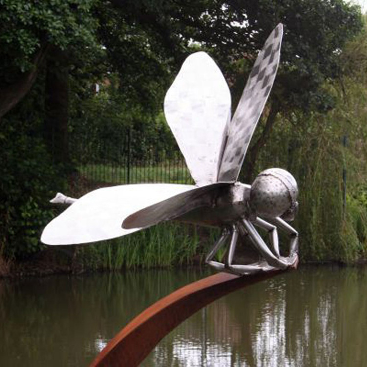 Big size outdoor decorative metal insect statue mirror polished dragonfly stainless steel sculpture (3)
