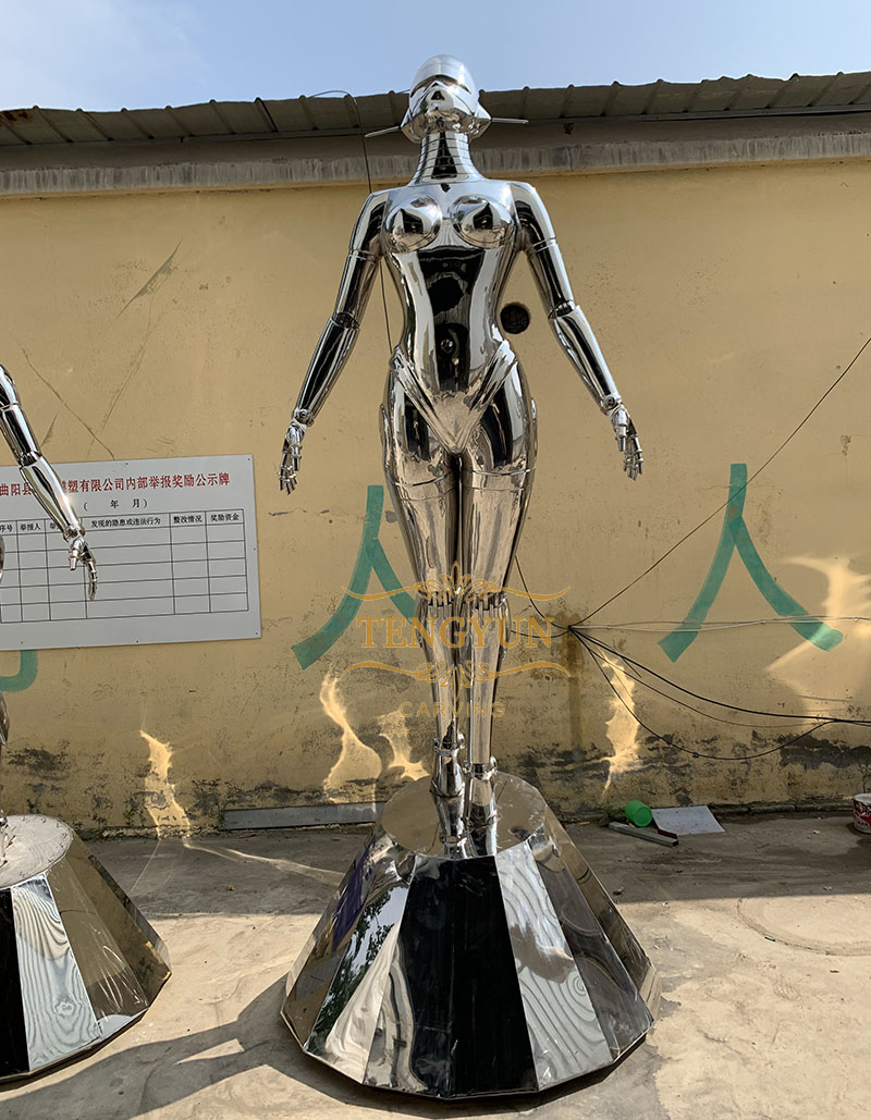 Custom made famous Hajime Sorayama modern stainless steel robot statues for sale (4)