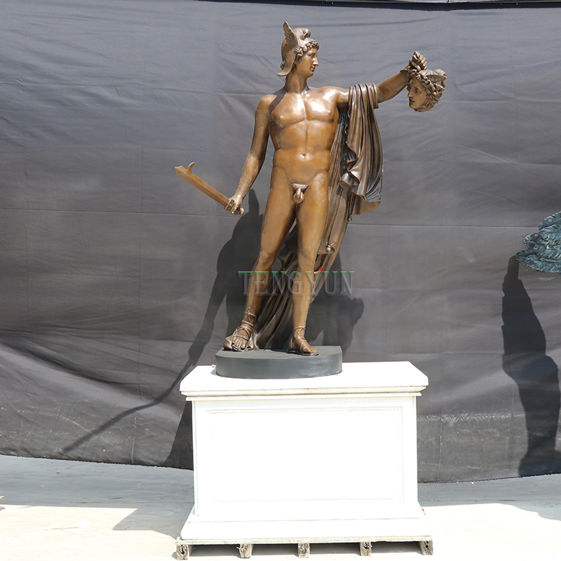 Garden Decorative Perseus Killing Medusa Sculpture Bronze Cast Perseus With The Head Of Medusa Statue (1)