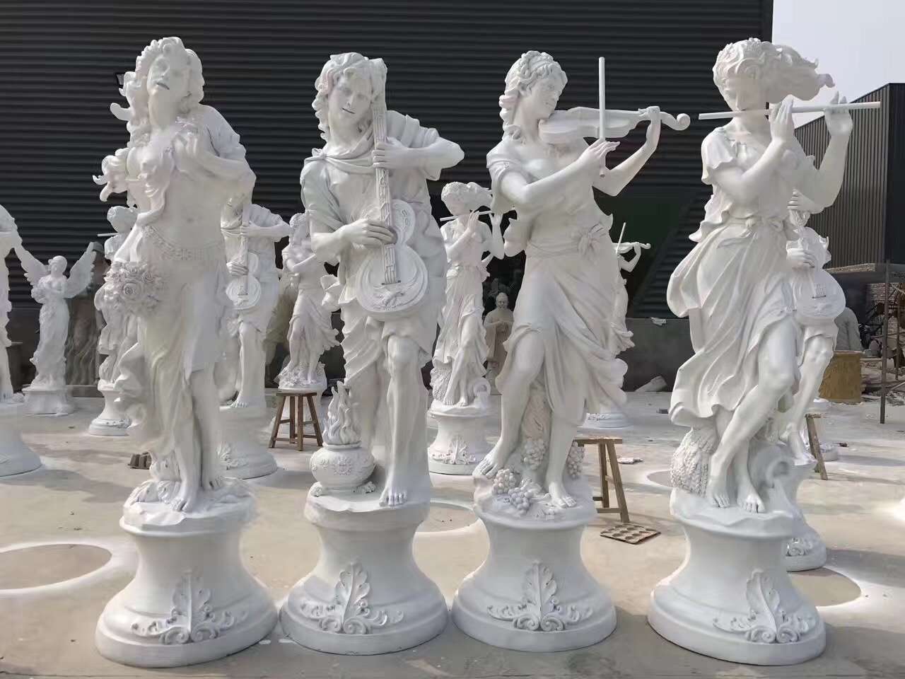Home Decorative Life Size Fiberglass Band Female Statues Resin Music Theme Girl Sculptures (2)
