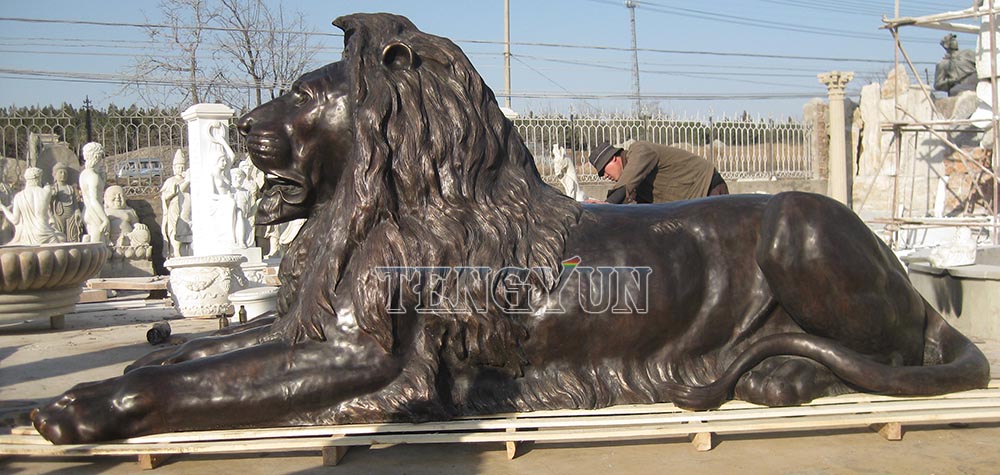 Large size bronze lion sculptures