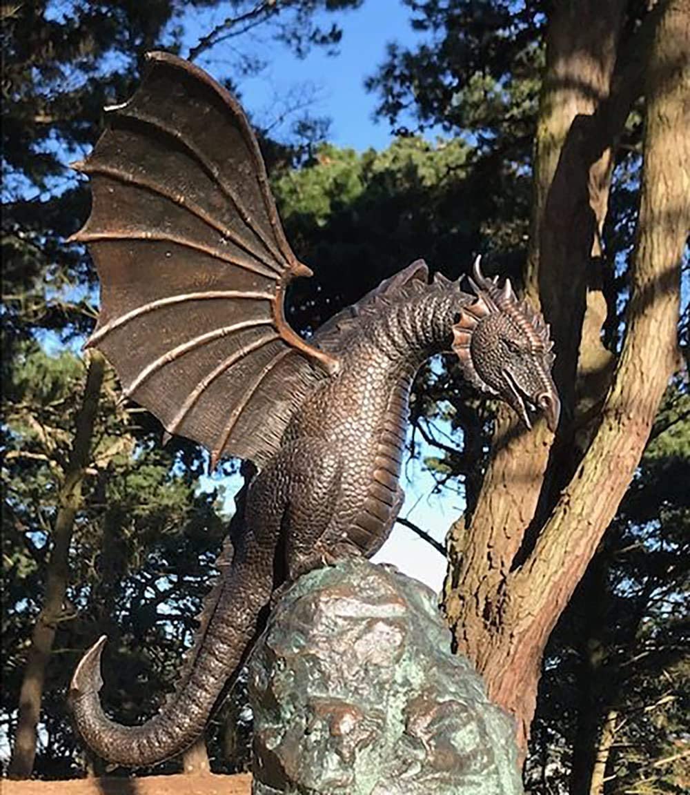 Medieval winged dragon sculpture garden flying bronze dragon statue water fountain (1)