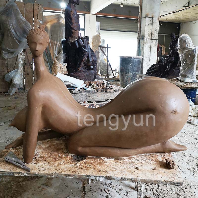 TENGYUN CARVING female abstract female statues (1)