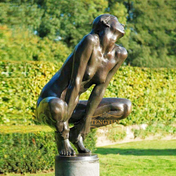 bronze nude statue (14)