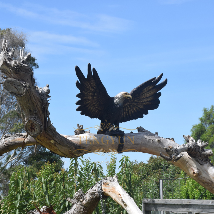 eagle sculpture (3)