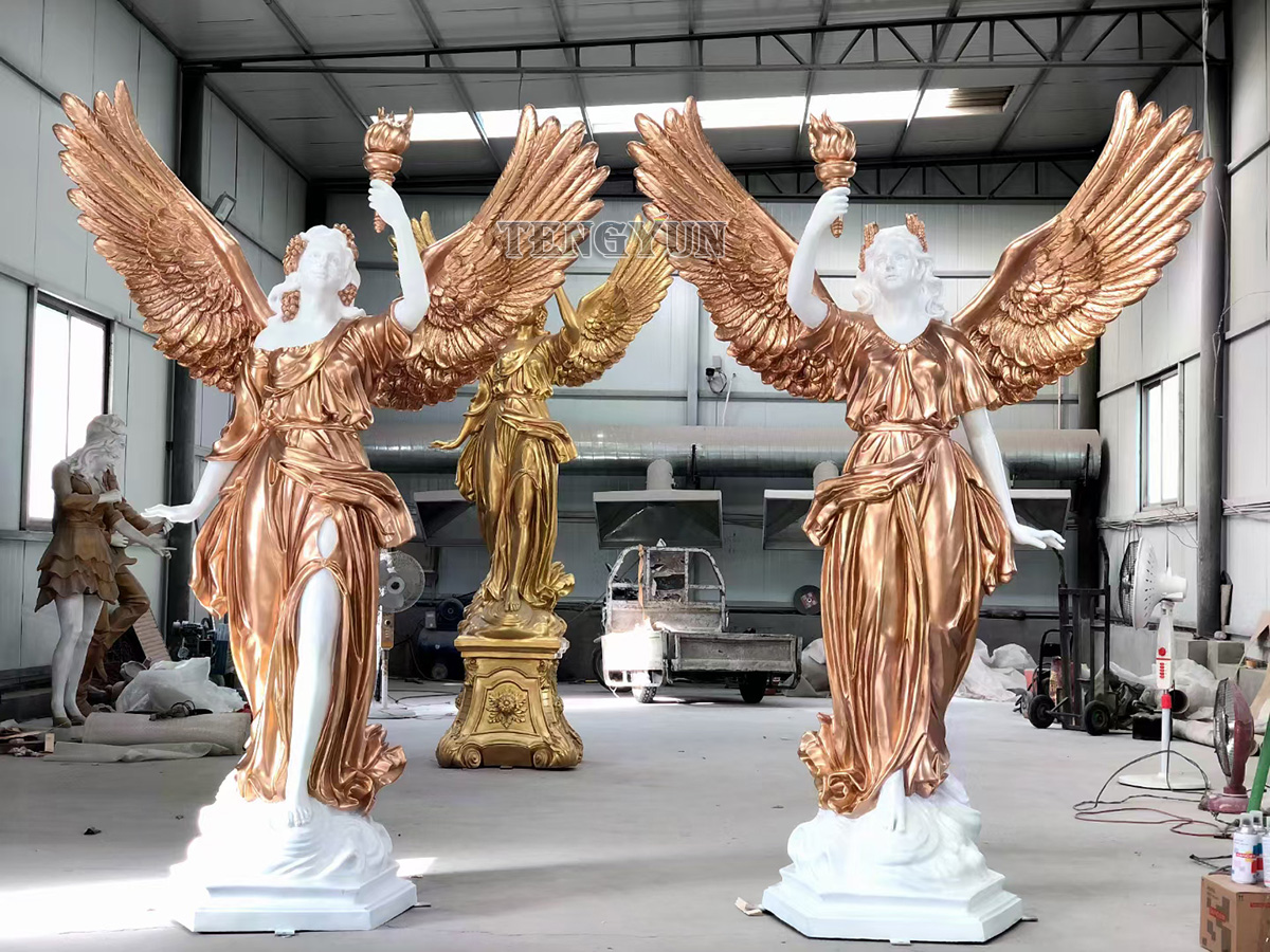 fiberglass statues (1)