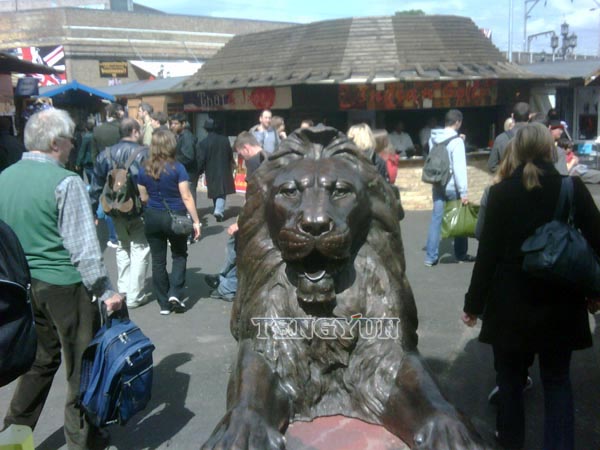 installed in London bronze lion sculpture