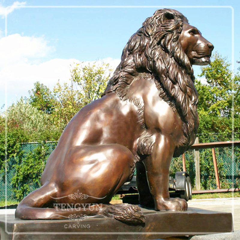 lion-bronze-statue