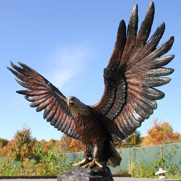 outdoor bronze eagle