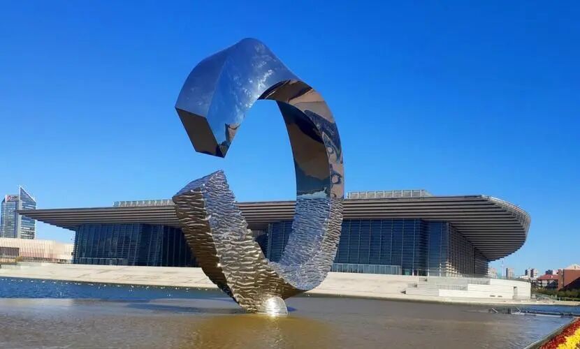 stainless steel moon on water sculpture (1)